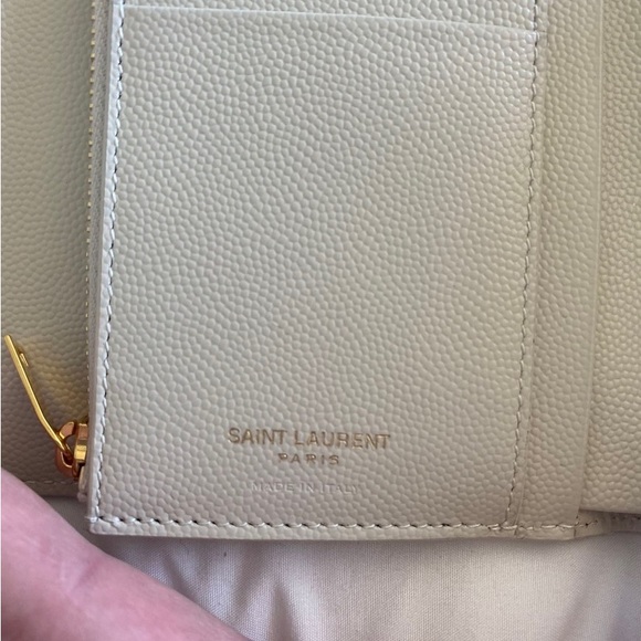 Saint Laurent Compact Tri Fold YSL Leather Wallet - Picture 5 of 7